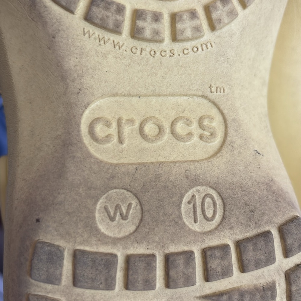 Platform crocs - Picture 2 of 2